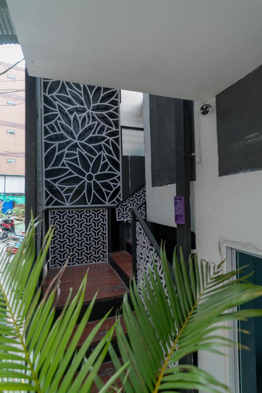 Hotel Grey Door Patong Exterior foto