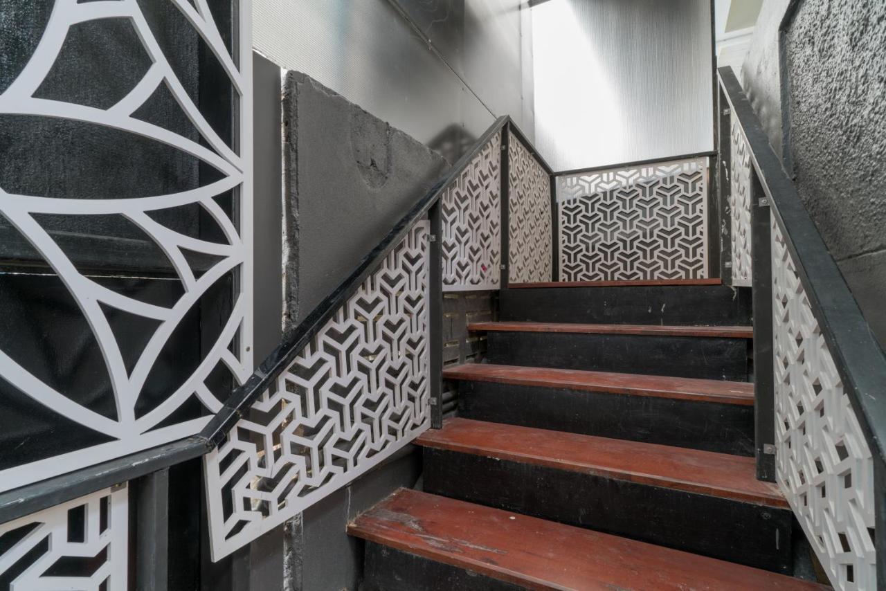 Hotel Grey Door Patong Exterior foto